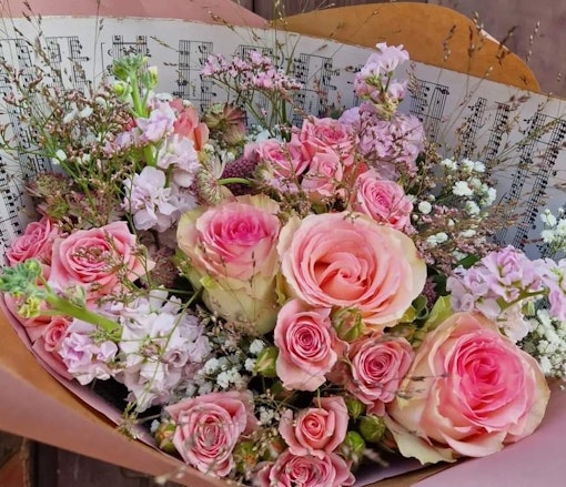 Bouquet du fleuriste tons roses